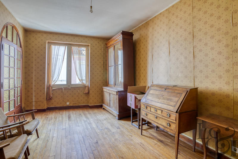 Maison - 175 m² - 7 pièces