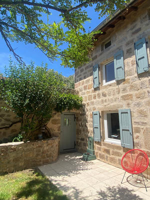 Maison - 410 m² - 10 pièces