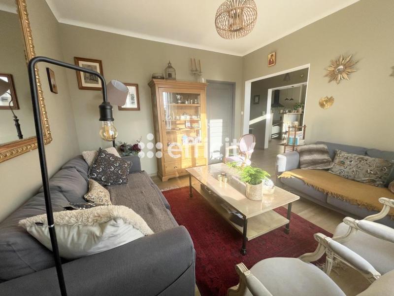 Pavillon - 175 m² - 9 pièces