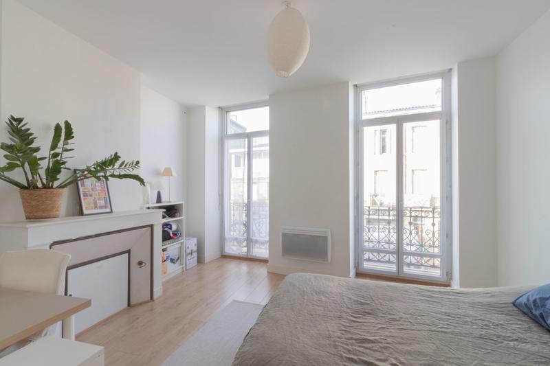 Appartement - 85 m² - 4 pièces