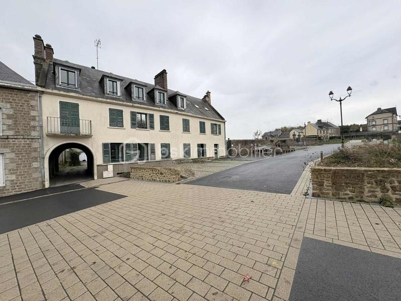 Immeuble - 573 m² - 36 pièces