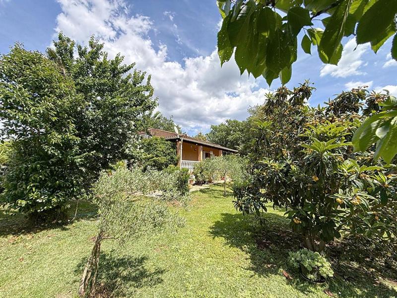 Maison - 210 m² - 7 pièces