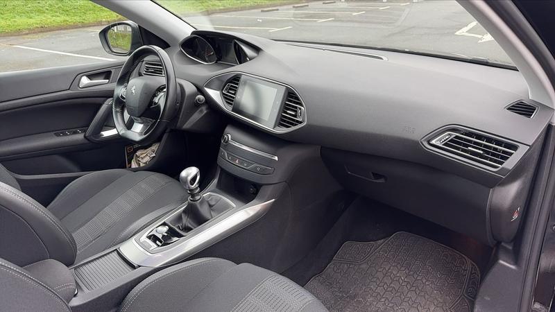 Peugeot 308 1.2 PureTech 130 Allure