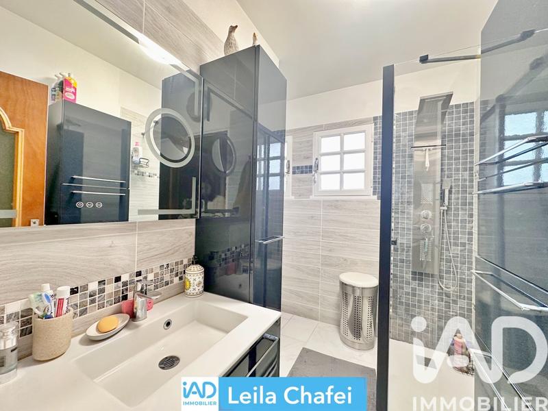 Maison - 155 m² - 8 pièces