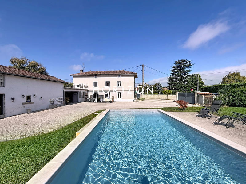 Maison ancienne - 155 m² - 7 pièces