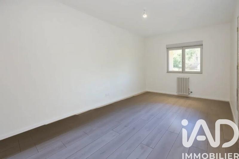 Appartement - 176 m² - 6 pièces