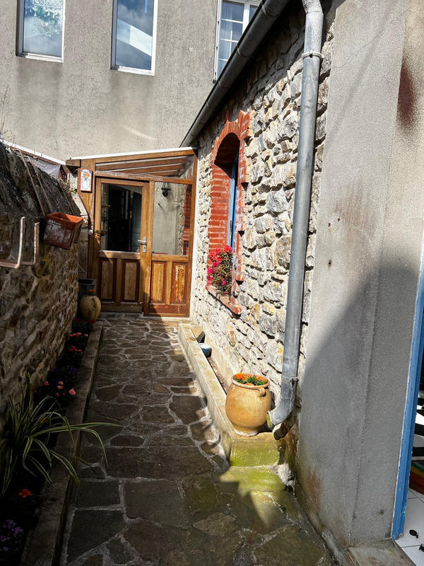 Maison - 97 m² - 6 pièces