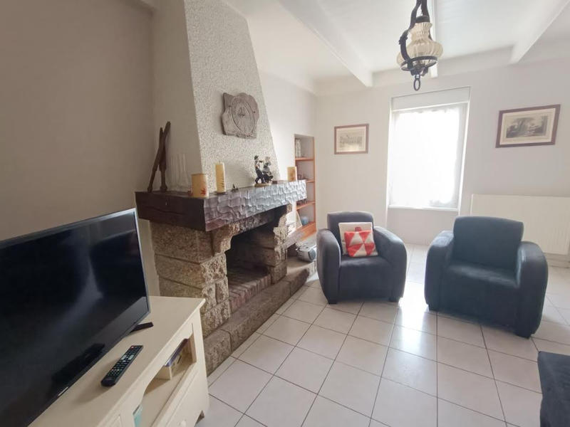 Maison - 94 m² - 5 pièces