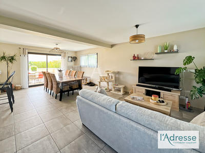 Maison - 120 m² - 6 pièces