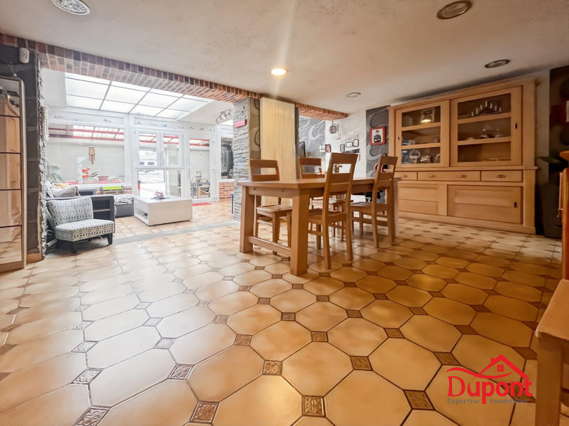 Maison - 100 m² - 5 pièces