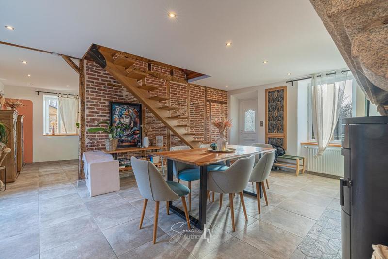 Maison - 160 m² - 6 pièces