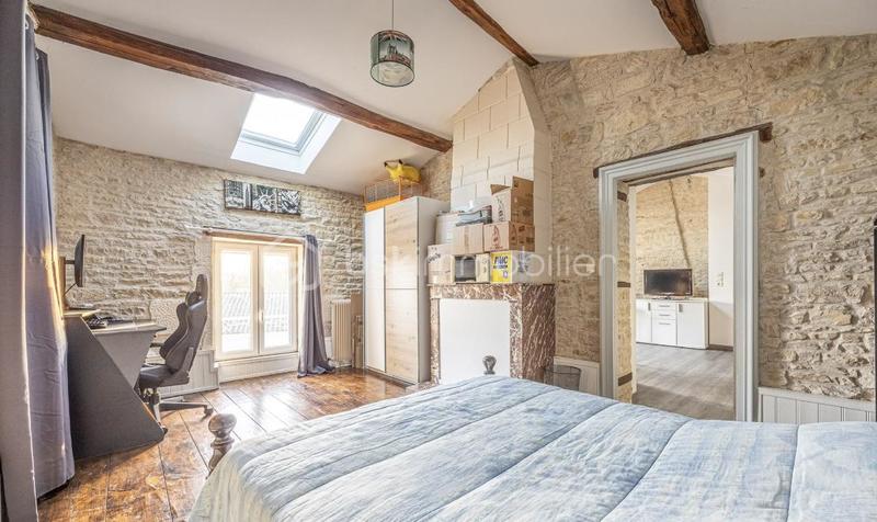 Propriété - 170 m² - 7 pièces