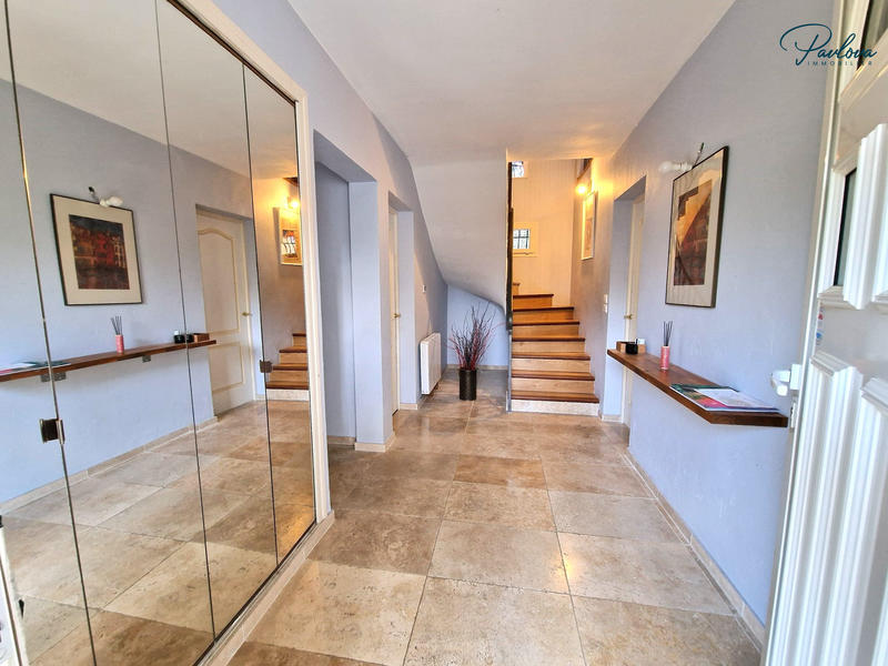 Maison traditionnelle - 128 m² - 5 pièces