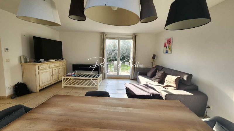 Villa - 90 m² - 5 pièces