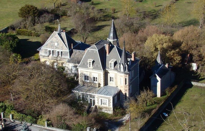 Château - 481 m² - 13 pièces