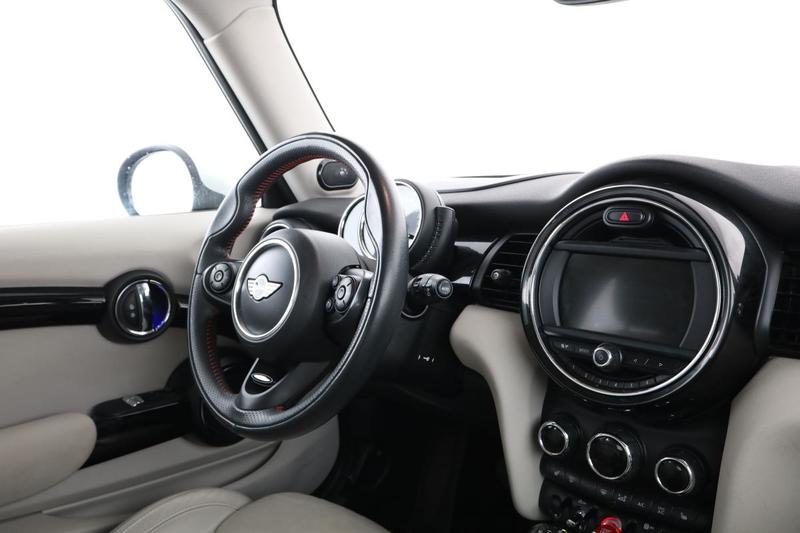 Mini Mini Cooper s Finition Red Hot Chili Bva6 3p 192 ch