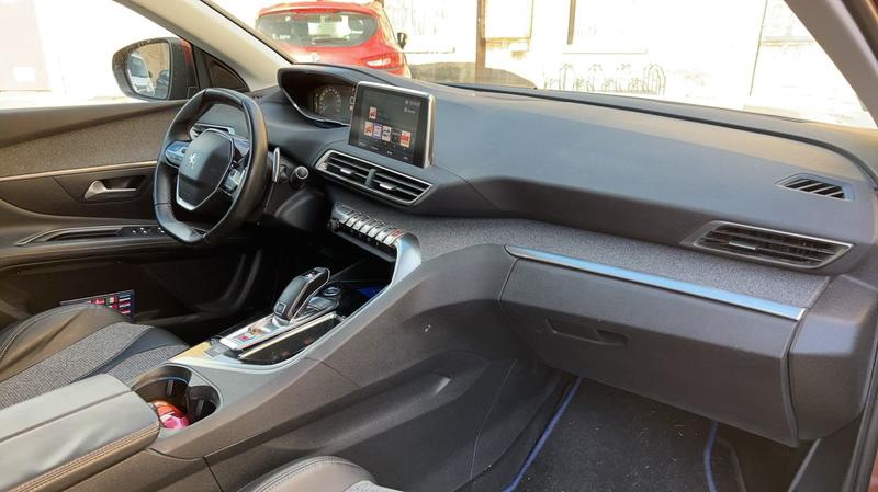 Peugeot 3008 1.2 PureTech 130 Eat6 Allure - Entretien constructeur Toit ouvrant