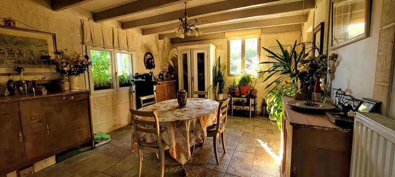 Maison - 195 m² - 6 pièces