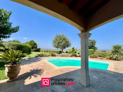 Villa - 203 m² - 6 pièces