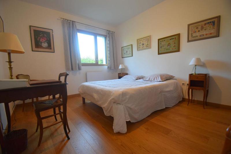 Appartement - 97 m² - 4 pièces