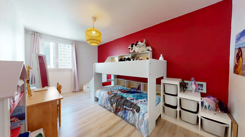 Appartement - 75 m² - 4 pièces