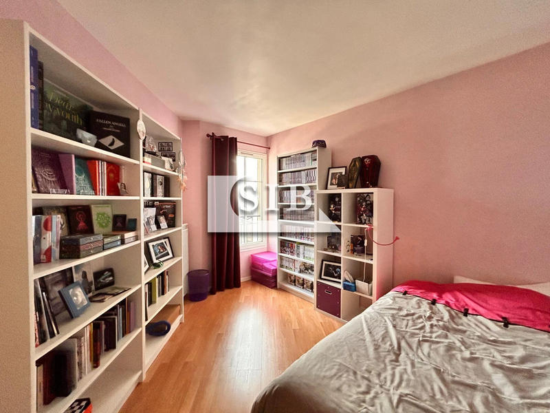 Appartement - 86 m² - 4 pièces