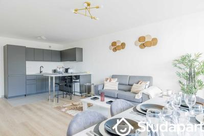 Appartement - 82 m² - 5 pièces