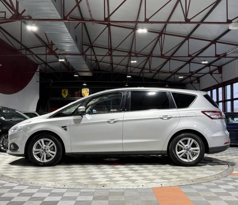 Ford s-Max 2.0 TDCi 150ch Titanium Bvm6 7pl