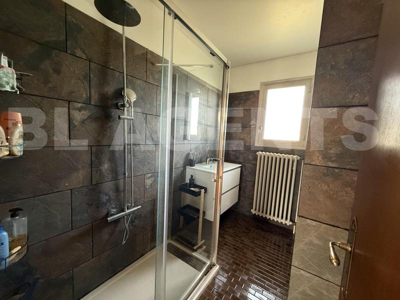 Maison traditionnelle - 86 m² - 4 pièces