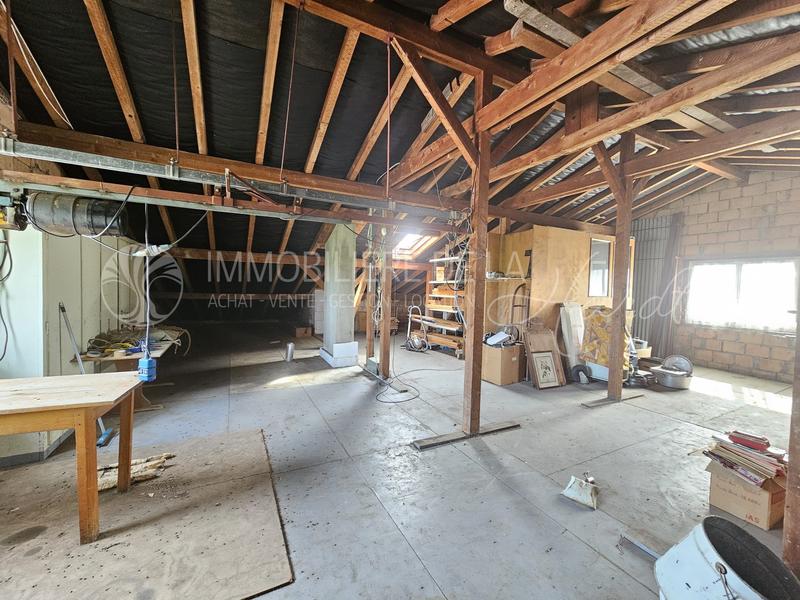 Maison - 266 m² - 8 pièces