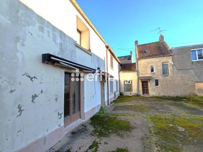Maison - 310 m² - 12 pièces