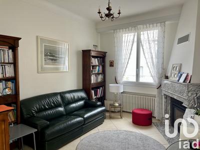 Maison de ville - 284 m² - 11 pièces