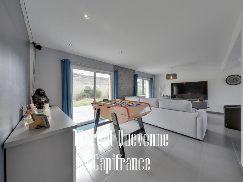 Maison - 191 m² - 6 pièces