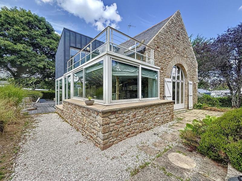 Maison - 221 m² - 6 pièces