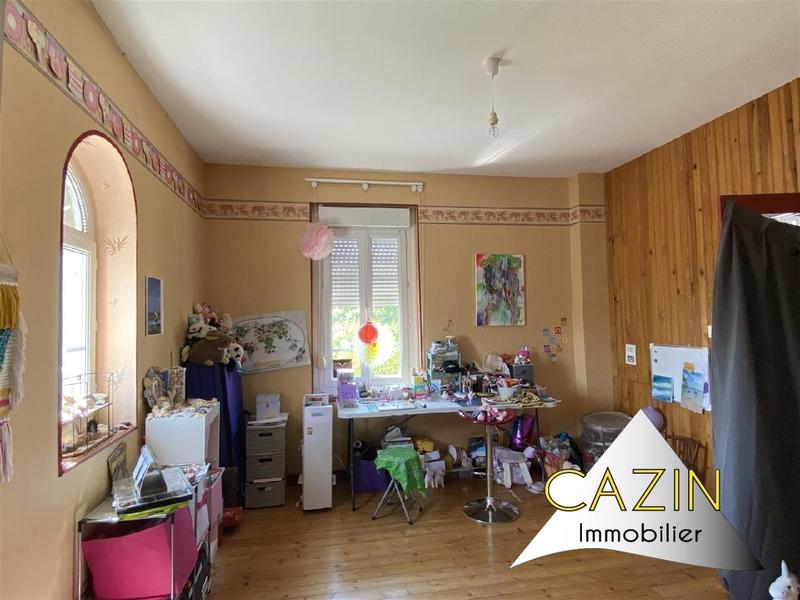 Maison - 245 m² - 10 pièces