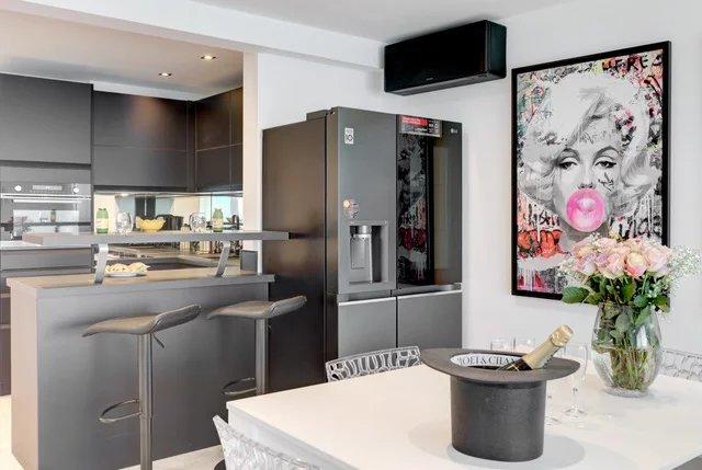 Appartement - 100 m² - 4 pièces