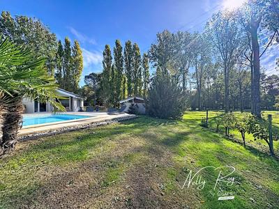 Maison - 163 m² - 7 pièces