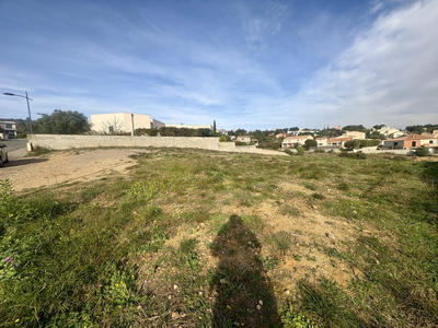 Terrain - 1 591 m²