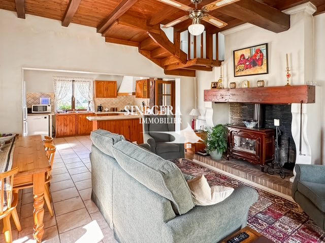 Maison - 157 m² - 4 pièces