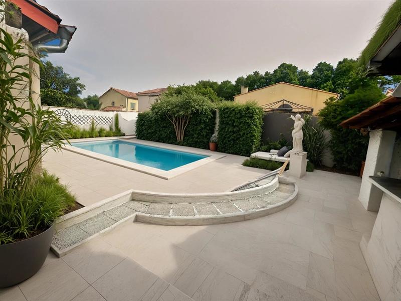 Maison - 92 m² - 5 pièces