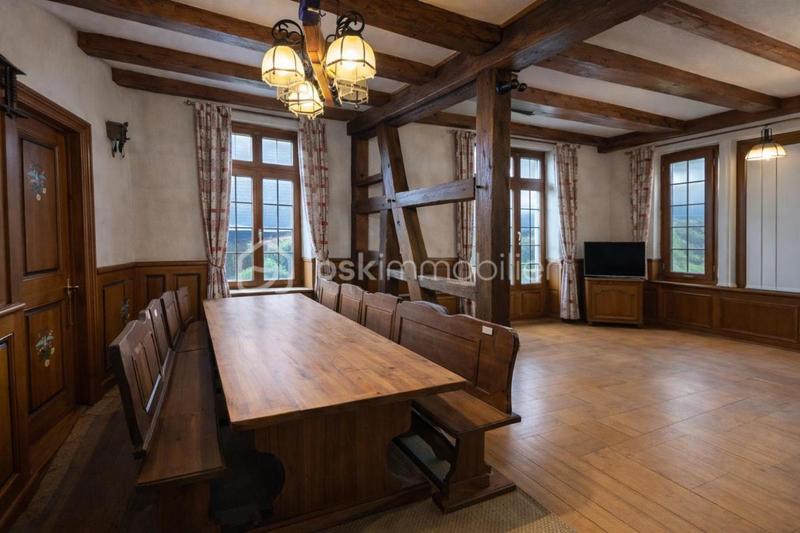 Maison - 309 m² - 17 pièces