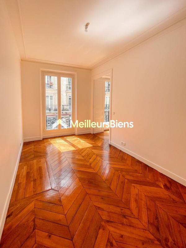 Appartement ancien - 127 m² - 5 pièces