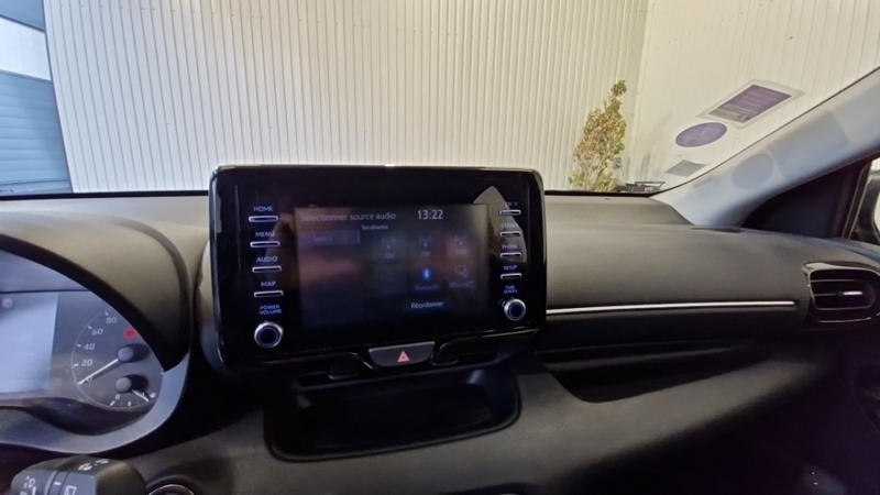 Toyota Yaris Pro Hybride My21 116h Dynamic Business + Programme Beyond Zero