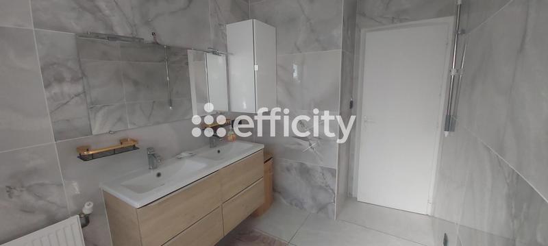 Maison - 117 m² - 5 pièces