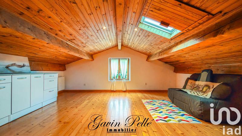 Maison - 210 m² - 7 pièces