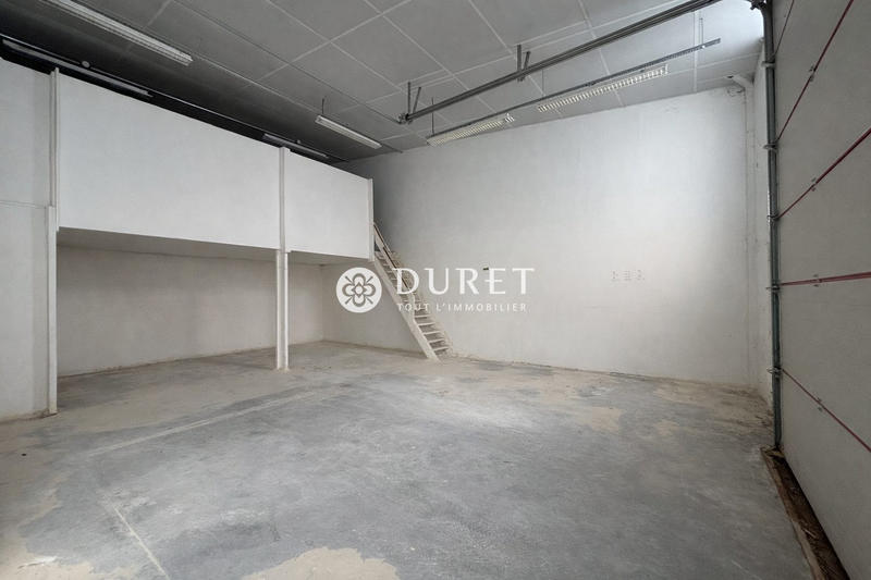 Local d'activités - 150 m²