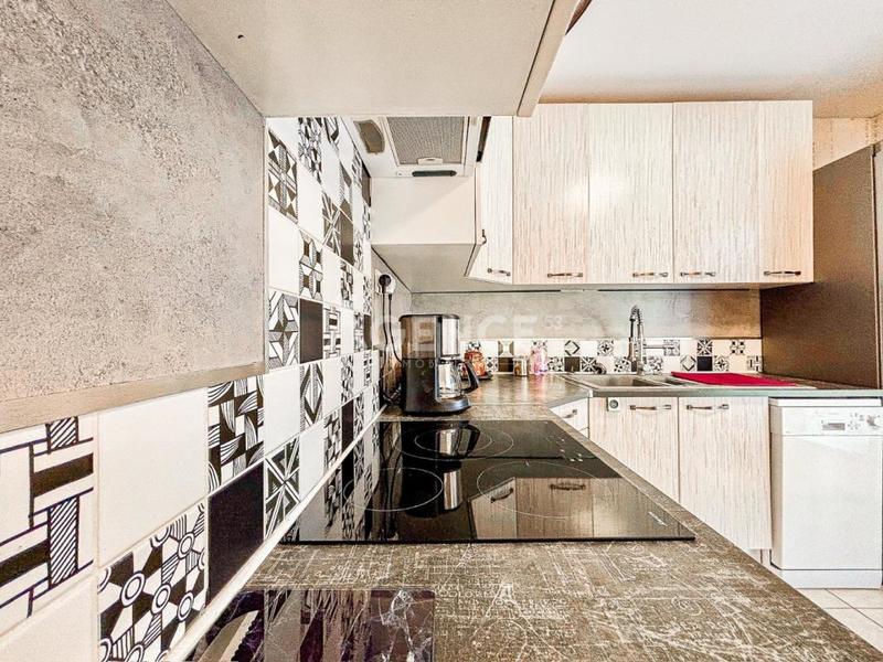 Maison - 87 m² - 5 pièces