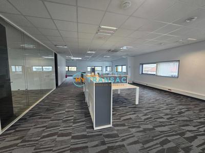 Local d'activités - 255 m²