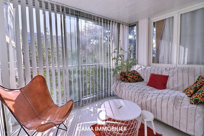 Appartement - 97 m² - 5 pièces