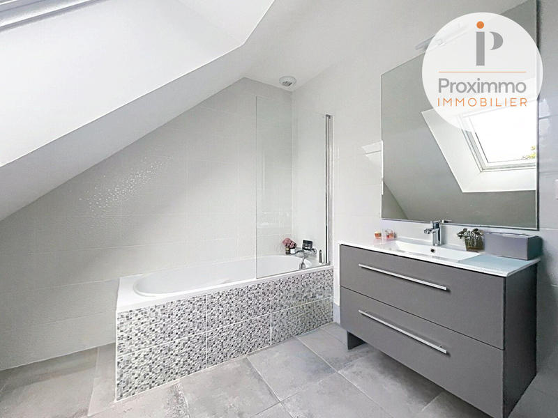 Maison - 86 m² - 4 pièces